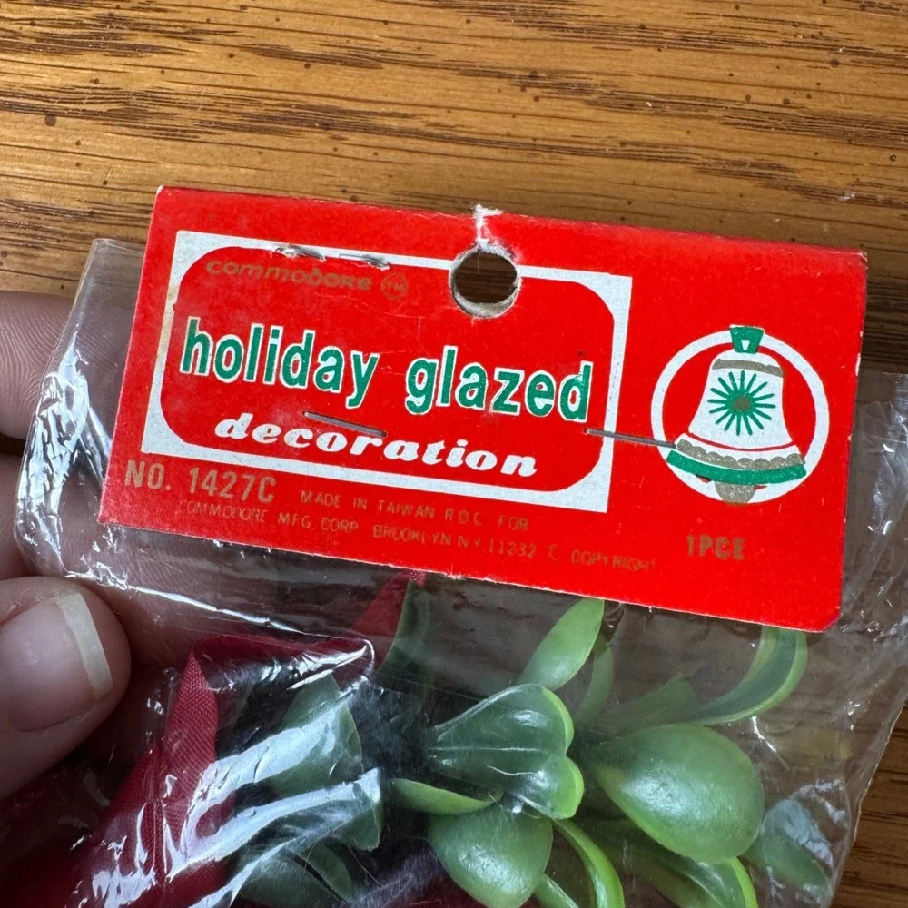 Commodore Holiday Glazed Red Bell Decoration Vintage‎ Christmas Ornament